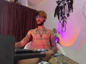 Cam4 Sex Cam of Dex_Ak56