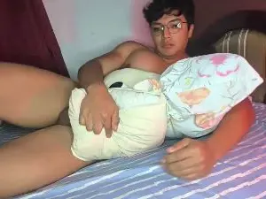 Cam4 Free Live Porn of Carlxs2244