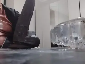 Cam4 Nude Webcam of capamapom