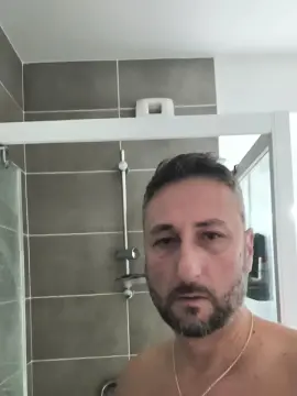 Cam4 Live Porn of MrBigNose