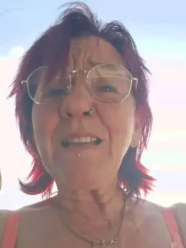 Cam4 Nude Webcam of Babylove54