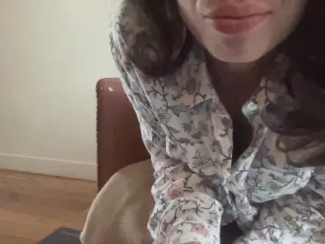 Cam4 Live Porn of laila183