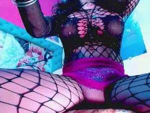 Cam4 Live Sex of LunaBitchxx