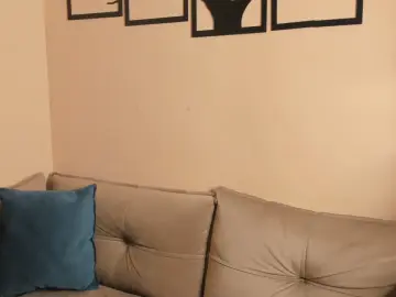 Cam4 Free Live Porn of LucilleKrog
