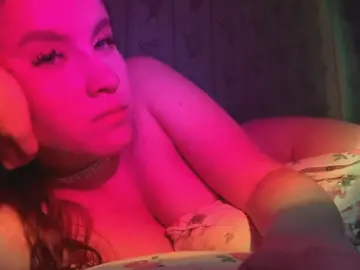 Cam4 Live Sex Cam of LissaZou