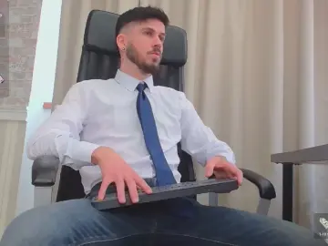 Cam4 Free Live Porn of JonahShaw