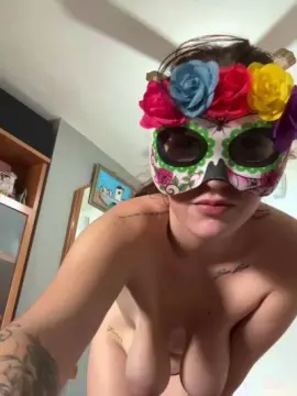 Cam4 Watch Live Sex Cams of Johanyenma