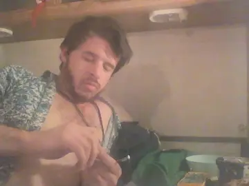 Cam4 Free Live Porn of Littleguy25