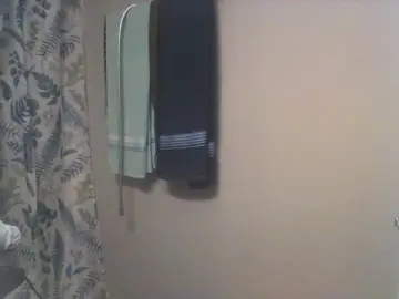 Cam4 Free Porn Cam of Littleguy25