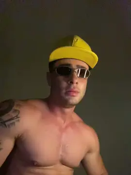 Cam4 Live Porn of lindinho20cm3