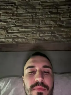 Cam4 Live Sex Cam of luca2423