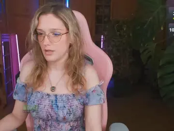 Cam4 Free Porn Cam of LunaNicole