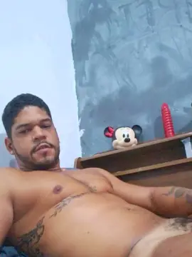 Cam4 Sex Cam of RealCriadoRio
