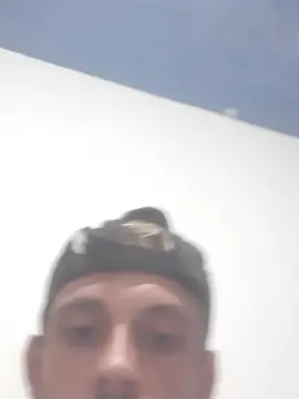 Cam4 Private Sex Chat of Lctrem33