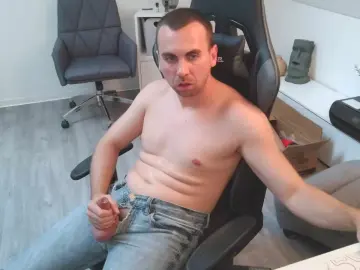 Cam4 Free Live Porn of Jeansjunge96