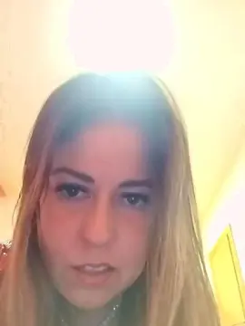 Cam4 Free Live Porn of Rebecaama69