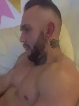 Cam4 Live Sex of morboso223