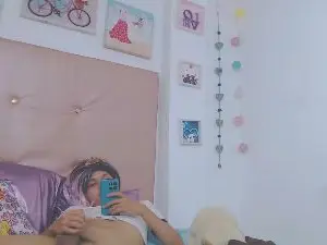 Cam4 Free Porn Cam of Aleja_Scoott_