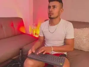 Cam4 Live Porn of Valentiinoss