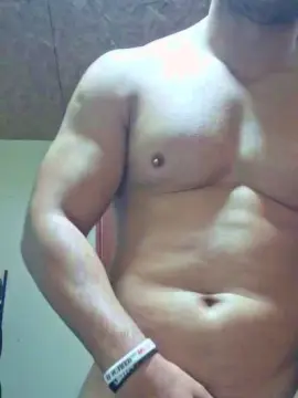 Cam4 Best Webcam of Carlos_fitness2