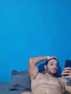 Cam4 Live Porn of Carlos_fitness2