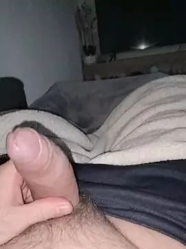 Cam4 Live Sex of Chicos94