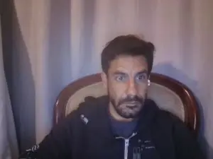 Cam4 Live Sex of elkike1981