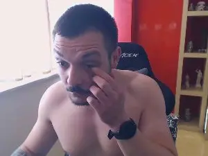 Cam4 Free Porn Cam of GangstaLover
