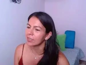 Cam4 Best Webcam of camilavargas_