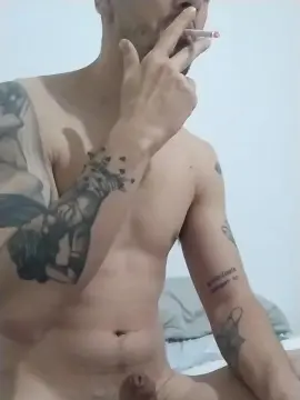 Cam4 Private Sex Chat of sexxx_latinohot