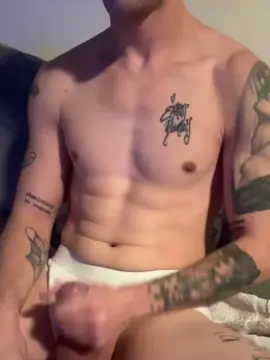 Cam4 Live Sex of sexxx_latinohot