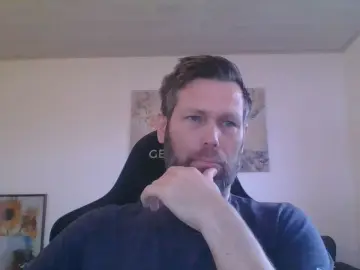 Cam4 Live Sex of gottalop1