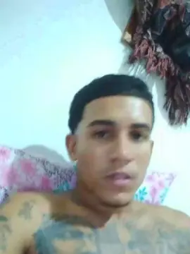 Cam4 Live Sex Cam of Gui_carioca7