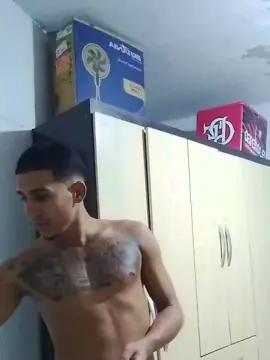 Cam4 Free Porn Cam of Gui_carioca7