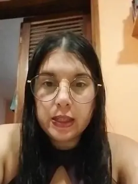 Cam4 Best live sex cam show of Luciaa_queen