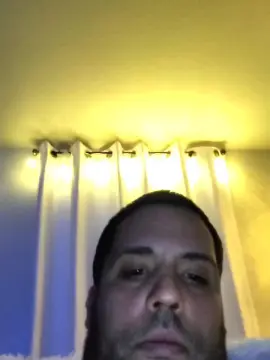 Cam4 Free Live Porn of joel1844