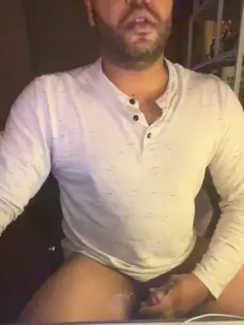 Cam4 Live Porn of RobertJake