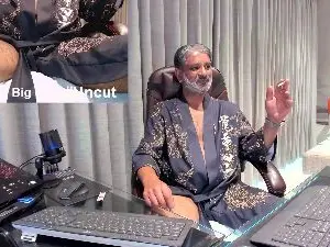 Cam4 Private Sex Chat of OnlineBossUK