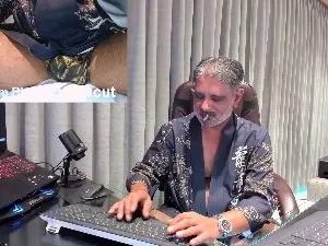 Cam4 Adult Video Chat of OnlineBossUK