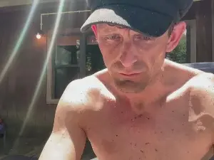 Cam4 Live Porn of Riven2099x