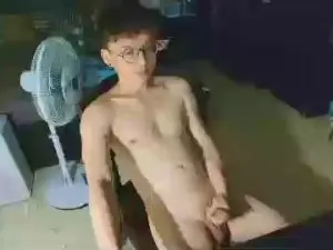 Cam4 Sex Cam of cr_huang