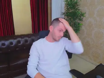 Cam4 Free Live Porn of IkerGale