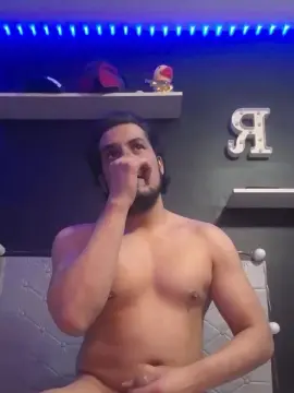 Cam4 Watch Live Sex Cams of Isain3