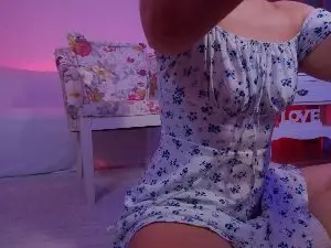 Cam4 Watch Live Sex Cams of SophieeeRain