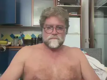 Cam4 Free Live Porn of bttm4older1