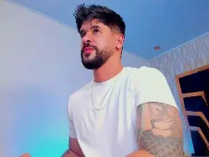 Cam4 Nude Webcam of Petesevanss