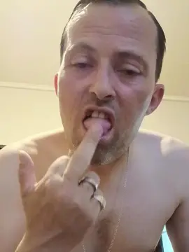 Cam4 Free Porn Cam of Tonypaul1210