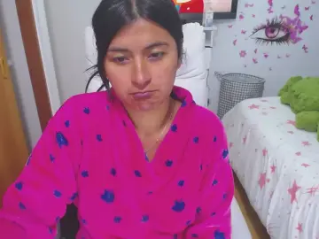 Cam4 Nude Webcam of MORENABXX19