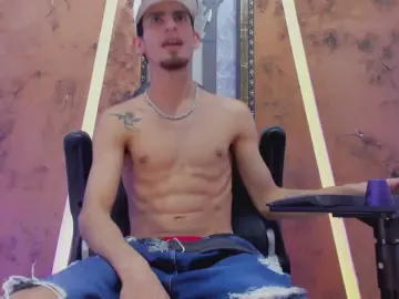 Cam4 Free Live Porn of Kroddy_Sw_