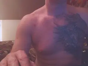 Cam4 Free Porn Cam of DILFiGuess1